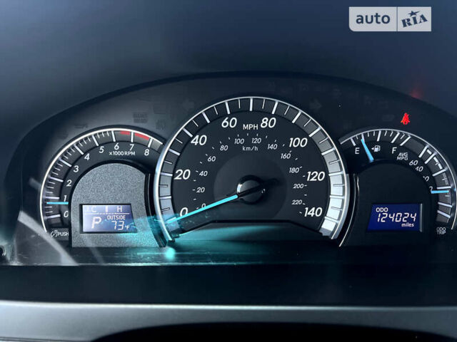 Серый Тойота Камри, объемом двигателя 2.49 л и пробегом 198 тыс. км за 12500 $, фото 13 на Automoto.ua