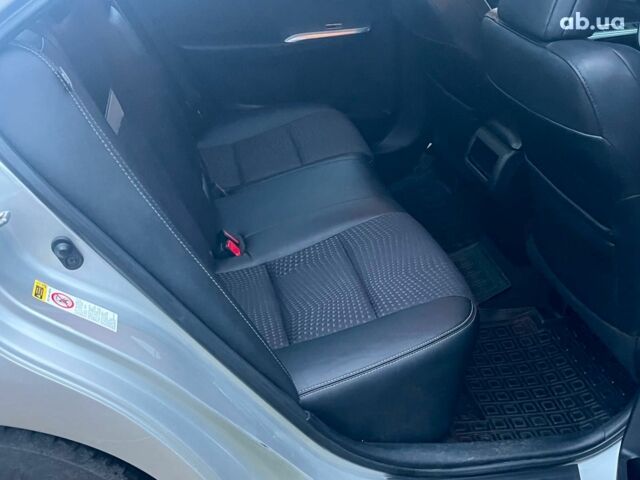 Серый Тойота Камри, объемом двигателя 2.5 л и пробегом 297 тыс. км за 10390 $, фото 20 на Automoto.ua