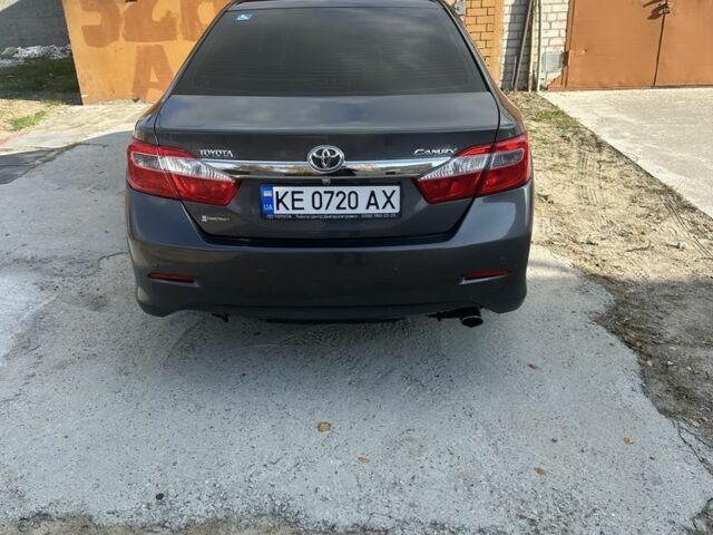 Сірий Тойота Камрі, об'ємом двигуна 2.5 л та пробігом 150 тис. км за 14200 $, фото 5 на Automoto.ua