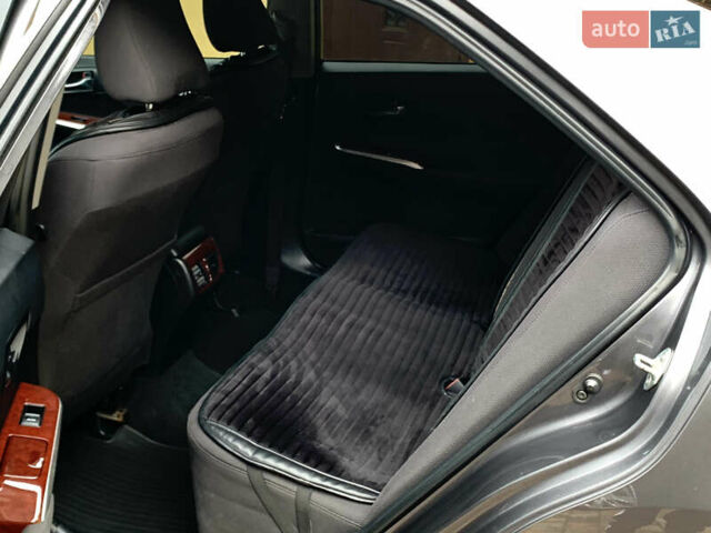 Сірий Тойота Камрі, об'ємом двигуна 2.49 л та пробігом 225 тис. км за 12800 $, фото 5 на Automoto.ua