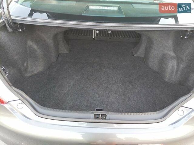 Серый Тойота Камри, объемом двигателя 2.5 л и пробегом 150 тыс. км за 15200 $, фото 9 на Automoto.ua