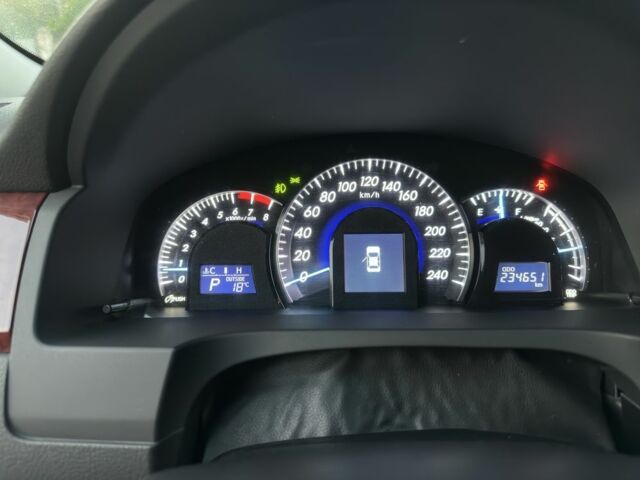 Серый Тойота Камри, объемом двигателя 2.5 л и пробегом 250 тыс. км за 12000 $, фото 1 на Automoto.ua