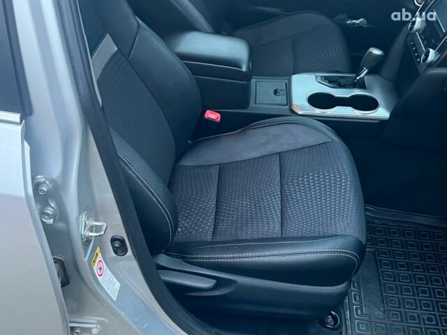 Серый Тойота Камри, объемом двигателя 2.5 л и пробегом 297 тыс. км за 10390 $, фото 16 на Automoto.ua