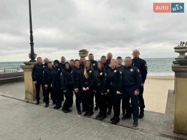 Сірий Тойота Камрі, об'ємом двигуна 2.49 л та пробігом 230 тис. км за 11000 $, фото 1 на Automoto.ua