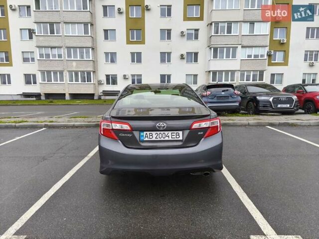 Серый Тойота Камри, объемом двигателя 2.5 л и пробегом 172 тыс. км за 11500 $, фото 4 на Automoto.ua