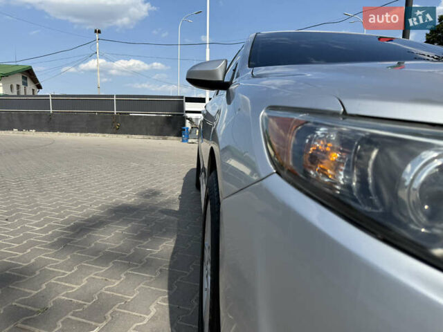 Серый Тойота Камри, объемом двигателя 2.49 л и пробегом 147 тыс. км за 13800 $, фото 11 на Automoto.ua