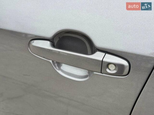 Серый Тойота Камри, объемом двигателя 2.49 л и пробегом 114 тыс. км за 17700 $, фото 38 на Automoto.ua