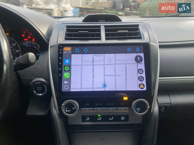 Сірий Тойота Камрі, об'ємом двигуна 3.46 л та пробігом 210 тис. км за 15000 $, фото 3 на Automoto.ua