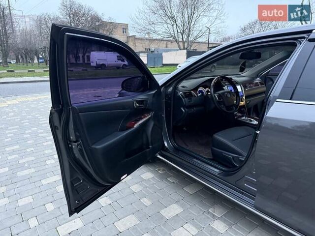 Сірий Тойота Камрі, об'ємом двигуна 2.5 л та пробігом 271 тис. км за 11900 $, фото 34 на Automoto.ua