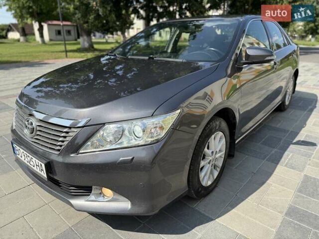 Сірий Тойота Камрі, об'ємом двигуна 2.49 л та пробігом 284 тис. км за 12500 $, фото 56 на Automoto.ua