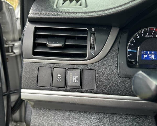 Сірий Тойота Камрі, об'ємом двигуна 2.5 л та пробігом 185 тис. км за 11300 $, фото 16 на Automoto.ua