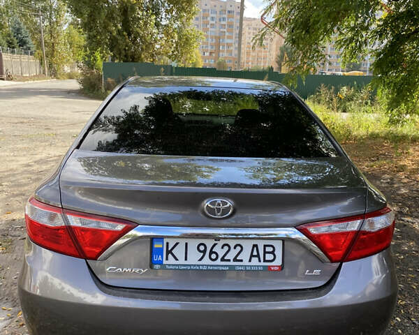 Серый Тойота Камри, объемом двигателя 2.49 л и пробегом 165 тыс. км за 12800 $, фото 15 на Automoto.ua