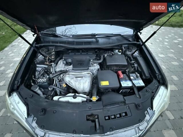 Сірий Тойота Камрі, об'ємом двигуна 2.5 л та пробігом 271 тис. км за 11900 $, фото 72 на Automoto.ua