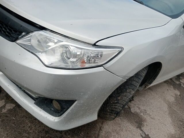 Серый Тойота Камри, объемом двигателя 2.5 л и пробегом 211 тыс. км за 10500 $, фото 2 на Automoto.ua