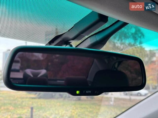 Серый Тойота Камри, объемом двигателя 2.49 л и пробегом 114 тыс. км за 17700 $, фото 31 на Automoto.ua