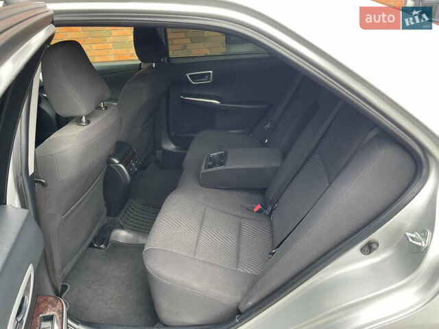 Серый Тойота Камри, объемом двигателя 2.49 л и пробегом 230 тыс. км за 16500 $, фото 21 на Automoto.ua