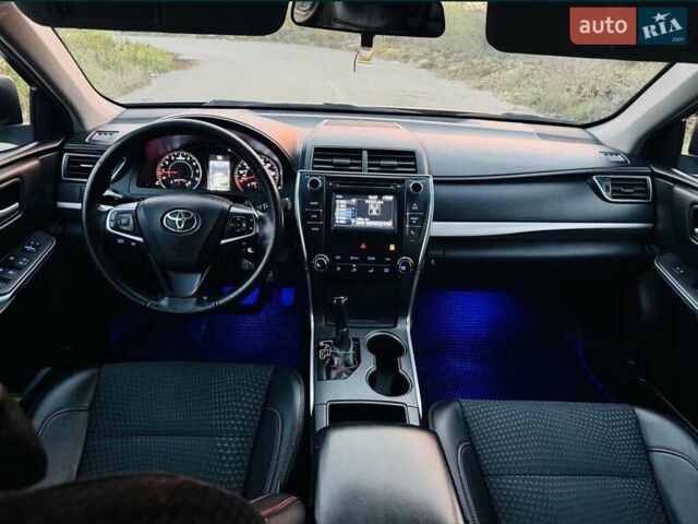 Сірий Тойота Камрі, об'ємом двигуна 2.49 л та пробігом 217 тис. км за 14200 $, фото 17 на Automoto.ua