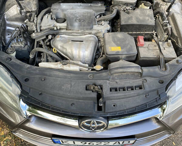 Серый Тойота Камри, объемом двигателя 2.49 л и пробегом 165 тыс. км за 12800 $, фото 6 на Automoto.ua