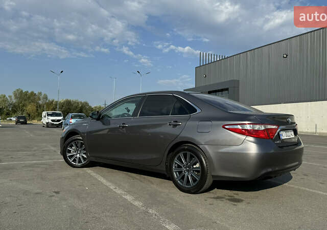 Серый Тойота Камри, объемом двигателя 2.49 л и пробегом 219 тыс. км за 15999 $, фото 9 на Automoto.ua