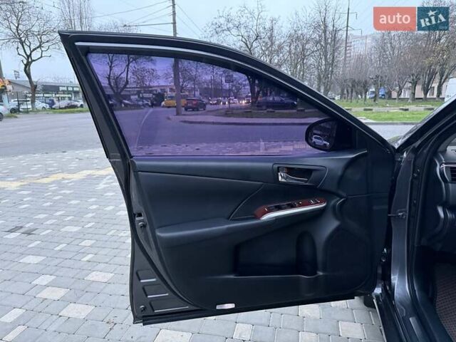 Сірий Тойота Камрі, об'ємом двигуна 2.5 л та пробігом 271 тис. км за 11900 $, фото 33 на Automoto.ua