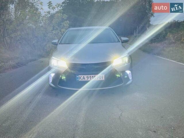 Сірий Тойота Камрі, об'ємом двигуна 2.49 л та пробігом 217 тис. км за 14200 $, фото 5 на Automoto.ua