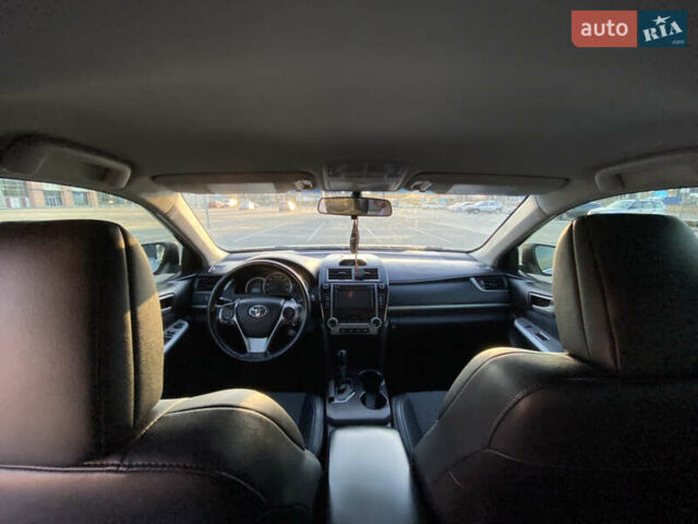 Сірий Тойота Камрі, об'ємом двигуна 2.5 л та пробігом 160 тис. км за 14000 $, фото 6 на Automoto.ua
