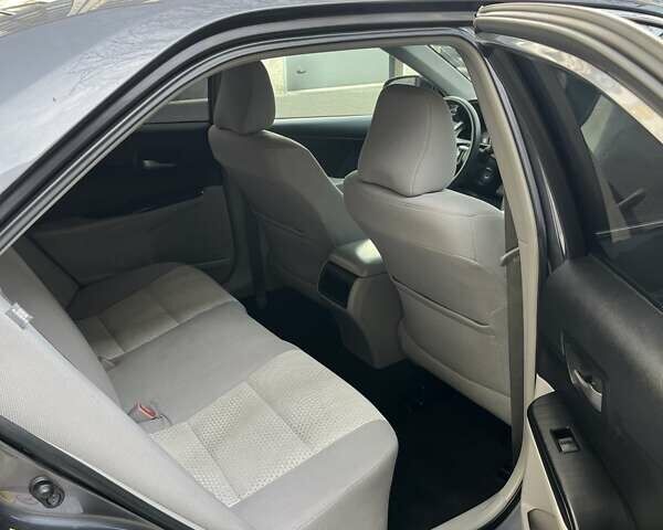 Сірий Тойота Камрі, об'ємом двигуна 2.49 л та пробігом 224 тис. км за 11900 $, фото 21 на Automoto.ua