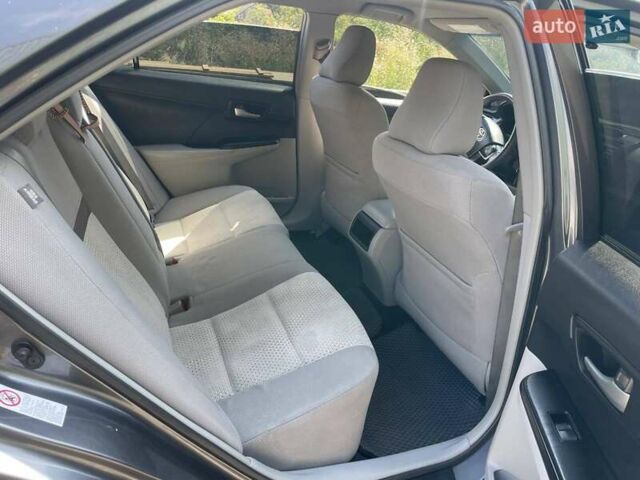 Серый Тойота Камри, объемом двигателя 2.49 л и пробегом 100 тыс. км за 11499 $, фото 4 на Automoto.ua