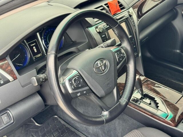 Сірий Тойота Камрі, об'ємом двигуна 2.5 л та пробігом 114 тис. км за 17700 $, фото 6 на Automoto.ua