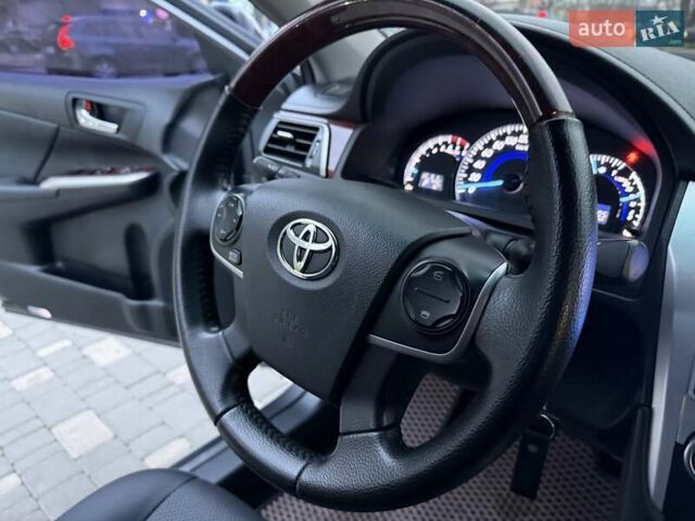 Сірий Тойота Камрі, об'ємом двигуна 2.5 л та пробігом 271 тис. км за 11900 $, фото 55 на Automoto.ua