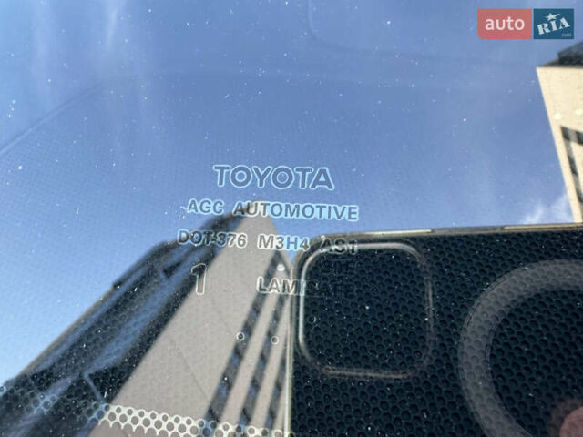 Серый Тойота Камри, объемом двигателя 2.49 л и пробегом 179 тыс. км за 12777 $, фото 27 на Automoto.ua