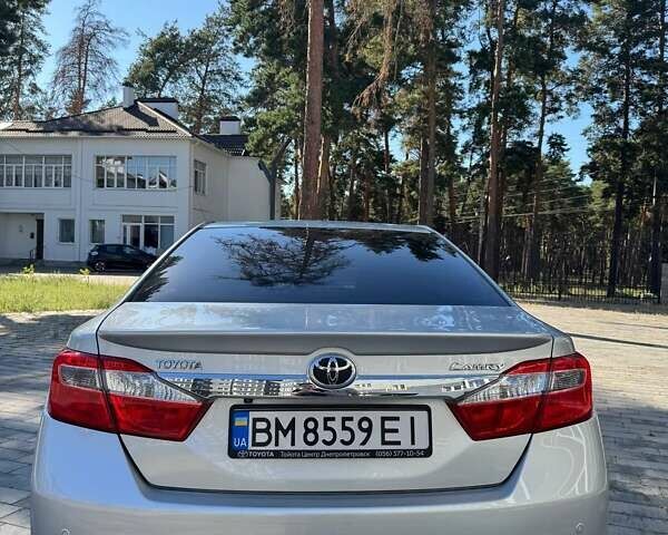 Серый Тойота Камри, объемом двигателя 2.49 л и пробегом 233 тыс. км за 14800 $, фото 4 на Automoto.ua