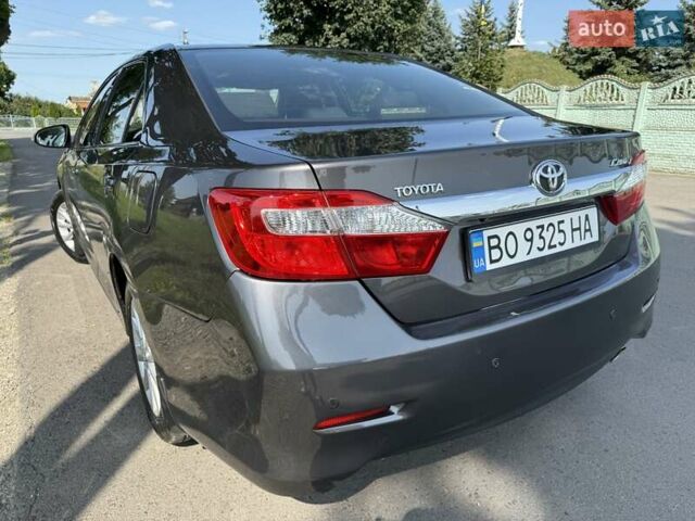 Сірий Тойота Камрі, об'ємом двигуна 2.49 л та пробігом 284 тис. км за 12500 $, фото 16 на Automoto.ua