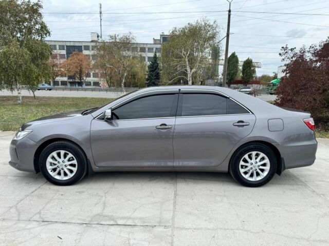 Сірий Тойота Камрі, об'ємом двигуна 2.5 л та пробігом 114 тис. км за 17700 $, фото 2 на Automoto.ua