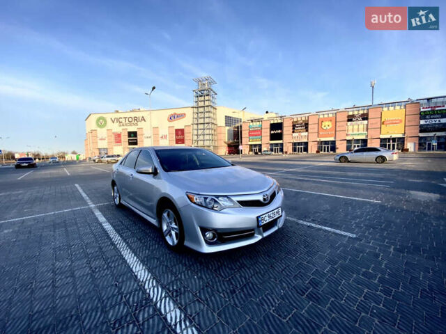Сірий Тойота Камрі, об'ємом двигуна 2.5 л та пробігом 160 тис. км за 14000 $, фото 4 на Automoto.ua