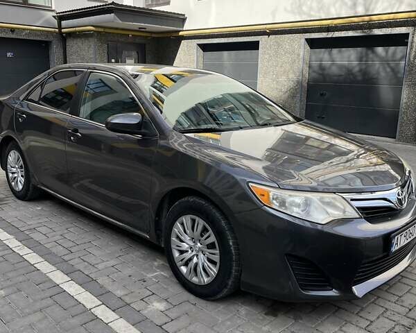 Сірий Тойота Камрі, об'ємом двигуна 2.49 л та пробігом 224 тис. км за 11900 $, фото 22 на Automoto.ua