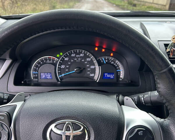 Сірий Тойота Камрі, об'ємом двигуна 2.5 л та пробігом 185 тис. км за 11300 $, фото 19 на Automoto.ua