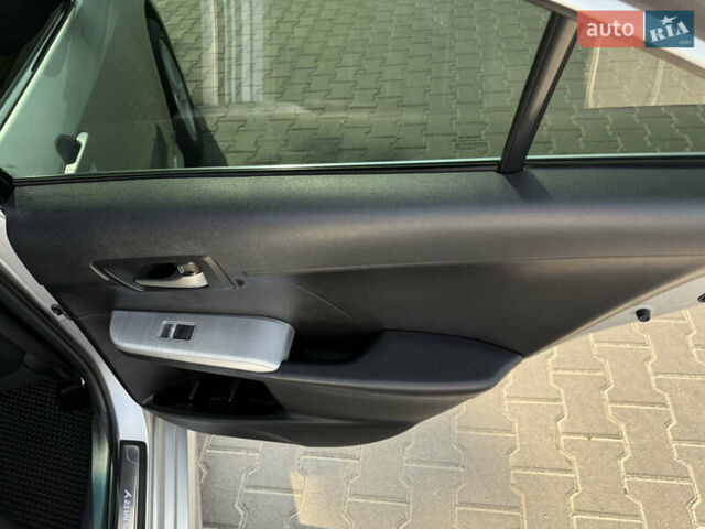 Серый Тойота Камри, объемом двигателя 2.49 л и пробегом 147 тыс. км за 13800 $, фото 42 на Automoto.ua