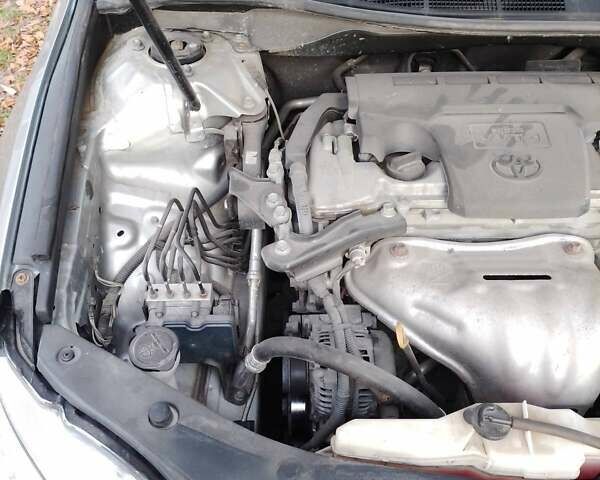 Серый Тойота Камри, объемом двигателя 2.49 л и пробегом 151 тыс. км за 12200 $, фото 17 на Automoto.ua