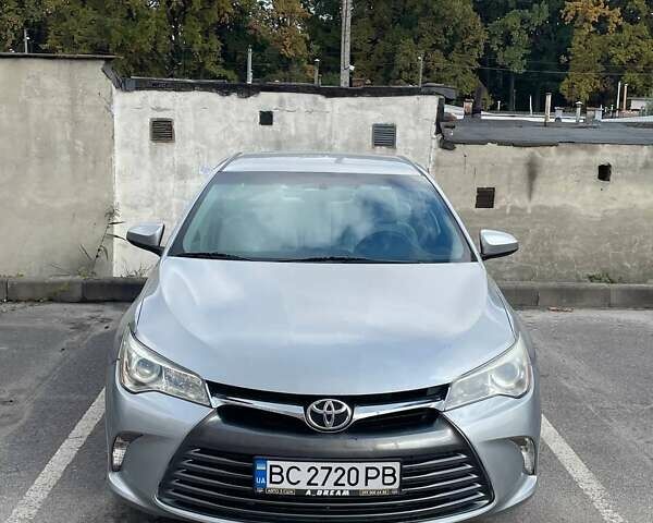 Серый Тойота Камри, объемом двигателя 2.49 л и пробегом 151 тыс. км за 12200 $, фото 5 на Automoto.ua