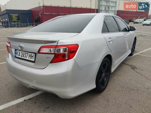 Серый Тойота Камри, объемом двигателя 2.5 л и пробегом 160 тыс. км за 11750 $, фото 6 на Automoto.ua