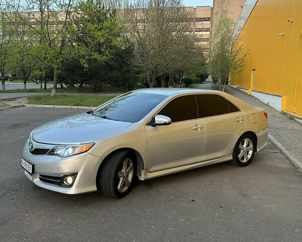 Сірий Тойота Камрі, об'ємом двигуна 2.49 л та пробігом 193 тис. км за 11200 $, фото 32 на Automoto.ua