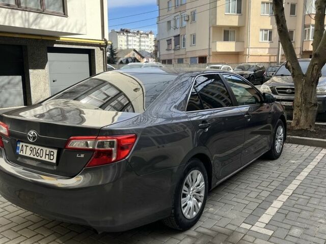 Серый Тойота Камри, объемом двигателя 2.5 л и пробегом 220 тыс. км за 11900 $, фото 12 на Automoto.ua