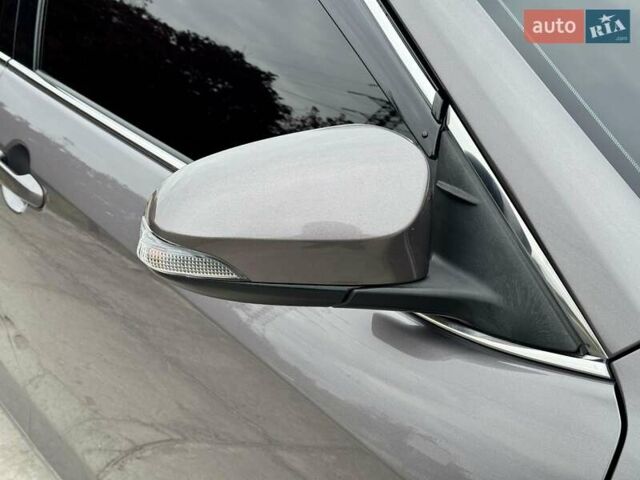 Серый Тойота Камри, объемом двигателя 2.49 л и пробегом 114 тыс. км за 17700 $, фото 4 на Automoto.ua