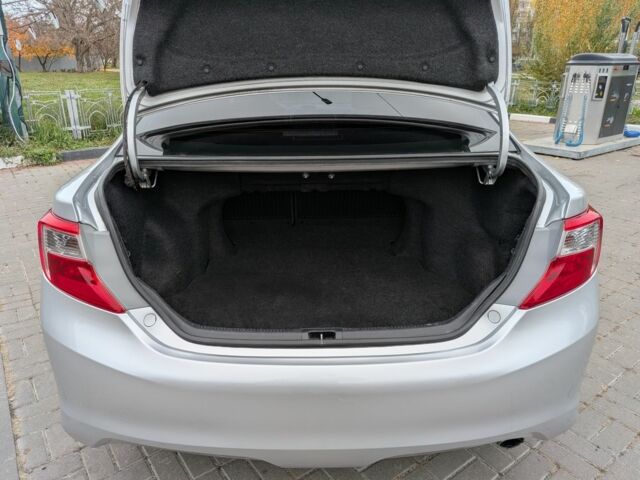 Серый Тойота Камри, объемом двигателя 2.5 л и пробегом 200 тыс. км за 14500 $, фото 11 на Automoto.ua