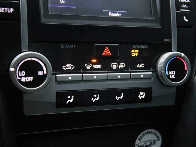 Сірий Тойота Камрі, об'ємом двигуна 2.5 л та пробігом 210 тис. км за 15500 $, фото 16 на Automoto.ua