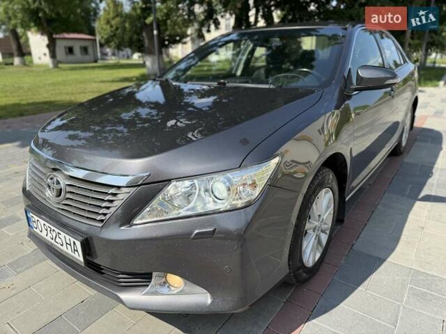 Сірий Тойота Камрі, об'ємом двигуна 2.49 л та пробігом 284 тис. км за 12500 $, фото 86 на Automoto.ua