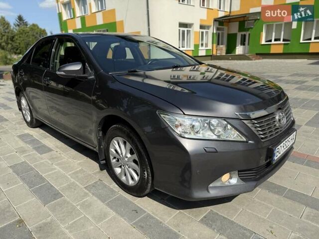 Сірий Тойота Камрі, об'ємом двигуна 2.49 л та пробігом 284 тис. км за 12500 $, фото 88 на Automoto.ua
