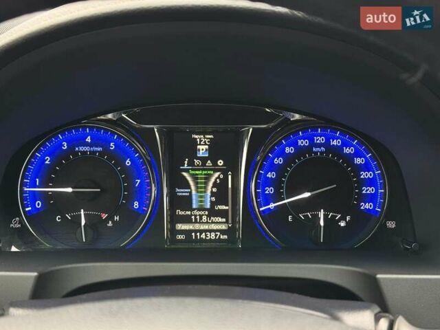 Серый Тойота Камри, объемом двигателя 2.49 л и пробегом 114 тыс. км за 17700 $, фото 29 на Automoto.ua