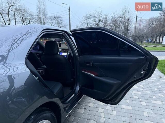 Сірий Тойота Камрі, об'ємом двигуна 2.5 л та пробігом 271 тис. км за 11900 $, фото 59 на Automoto.ua